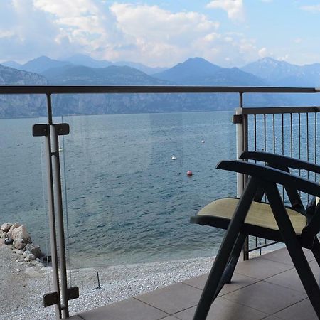 Hotel Garni Vela D'Oro Brenzone sul Garda Exterior photo
